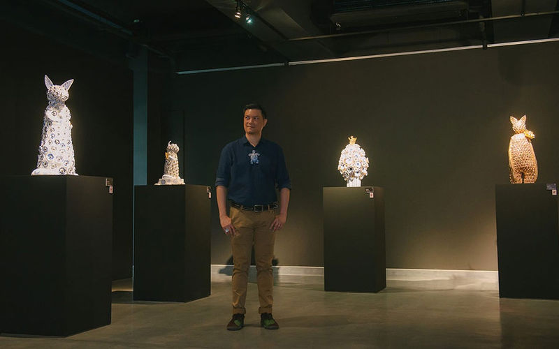 Red-Eared Soldier, by Vipoo Srivilasa