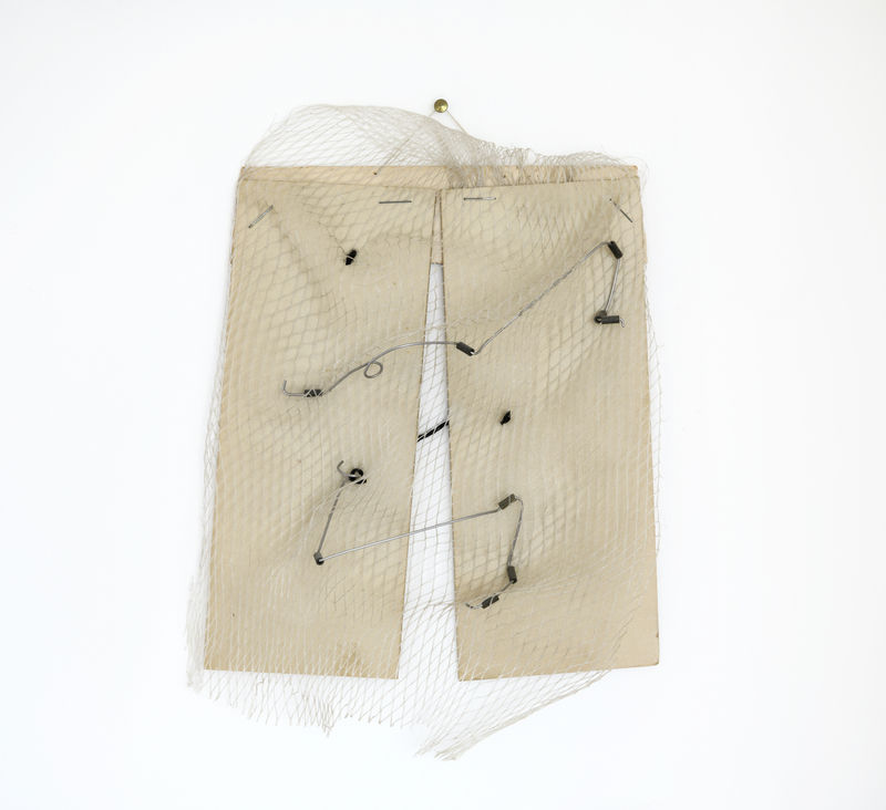 Image: Gego, Drawing without paper, 87/15, 1987, cardboard, plastic, steel, brass and copper, 25 x 19 x 2.5 cm, Inv-FG-0169, private collection, Paris. Photo: Suzanne Nagy. Copyright Fundación Gego.