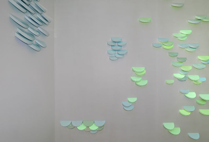 Estela Sokol: Chuva de prata, texto crítico: Alana Silveira