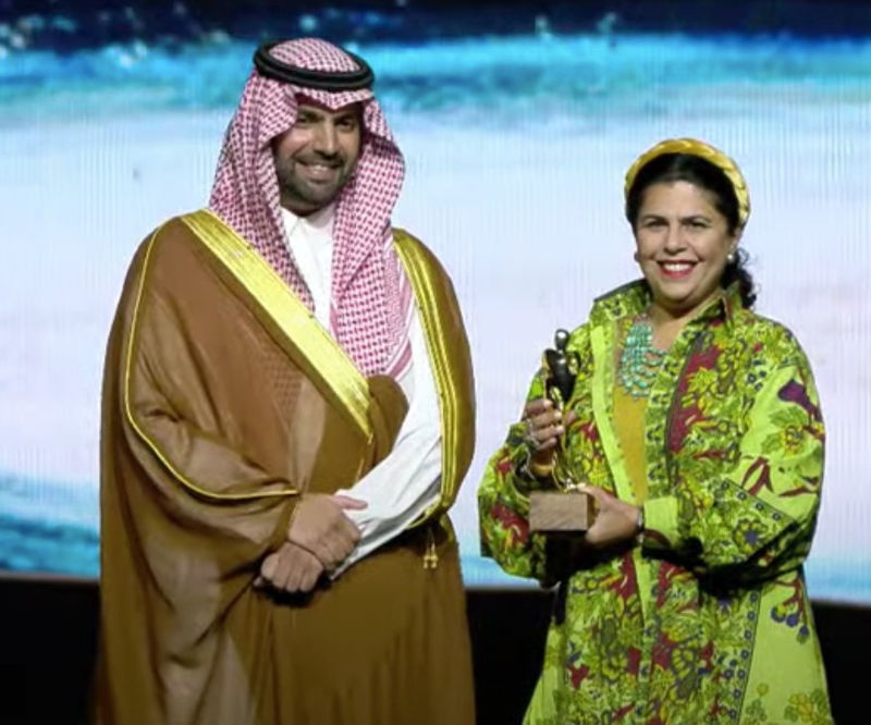 MANAL RECEIVING THE VISUAL ARTS AWARD, National Cultural Awards, Ministry of Culture Saudi Arabia- September 9, 2023