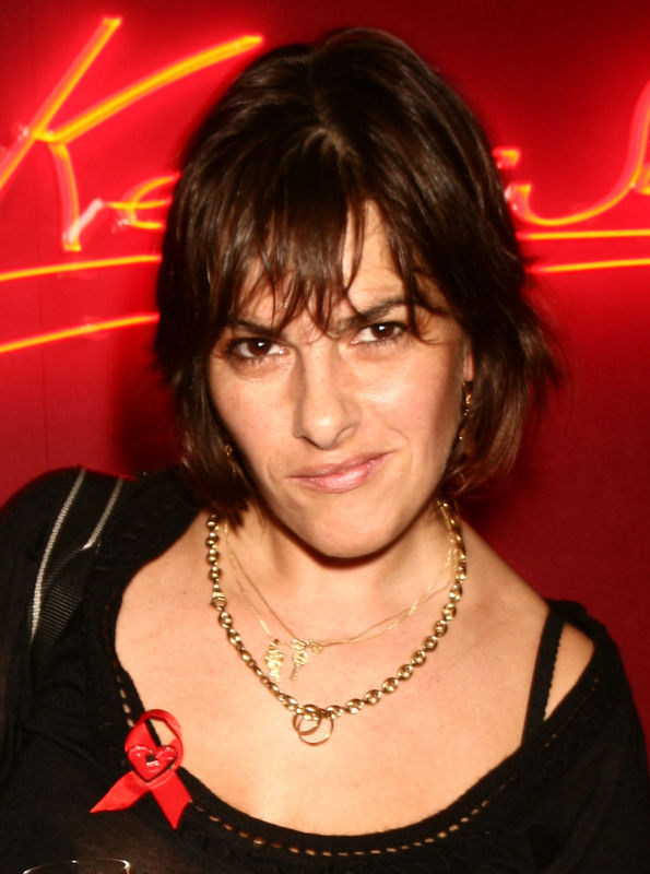 Image cREDITS: “Tracey Emin” (Lighthouse Gala Auction, March 12, 2007), photo by Piers Allardyce, cropped by Tyrenius. Licensed under CC BY 2.0 (https://creativecommons.org/licenses/by/2.0/), via Wikimedia Commons.