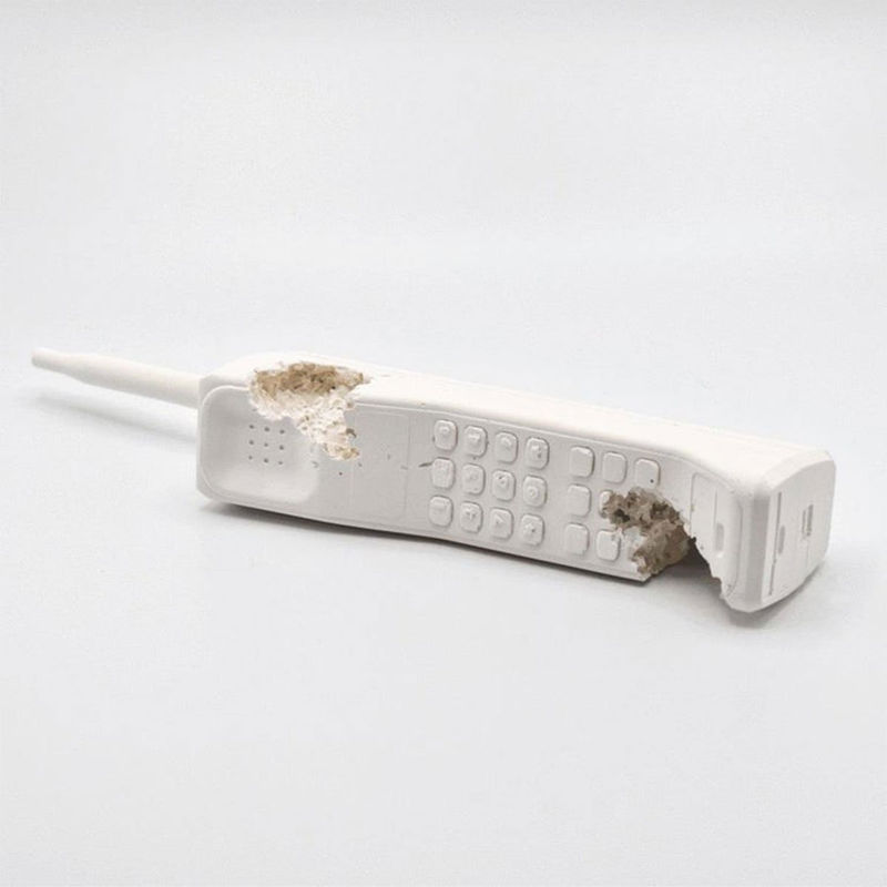 Daniel Arsham, Future Relic 01 (Mobile Phone), 2013