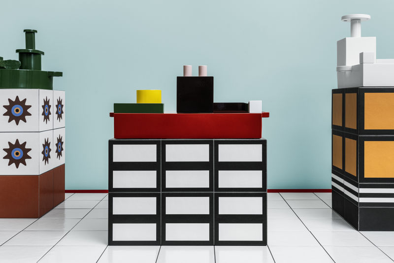 Geometric ceramic sculptures designed by Nathalie Du Pasquier for Mutina Editions, featuring bold colours, graphic patterns, and stacked forms evocative of miniature architectural landscapes. Photo by Delfino Sisto Legnani – DSL Studio.