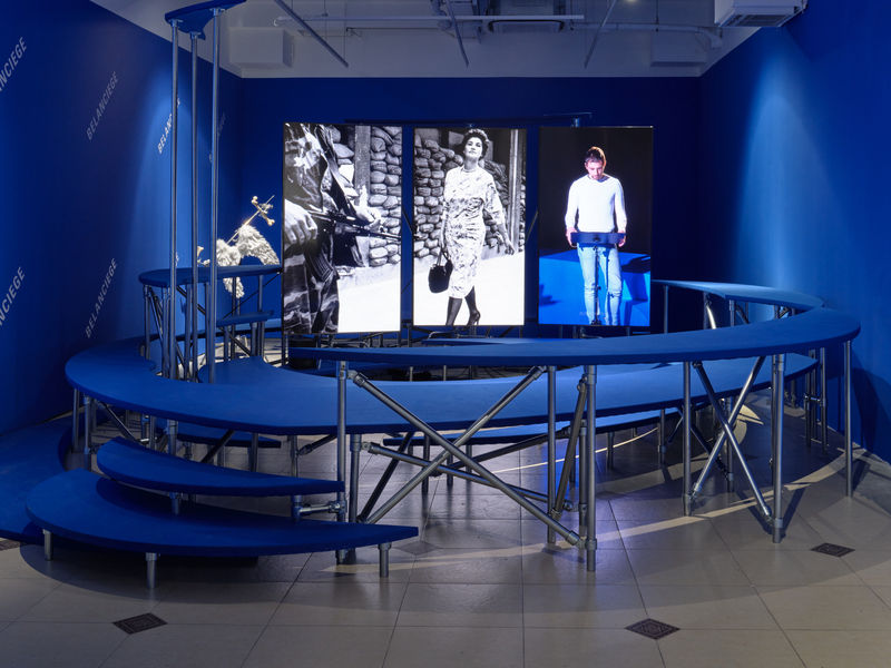 Hito Steyerl: Mission Accomplished : Belanciege