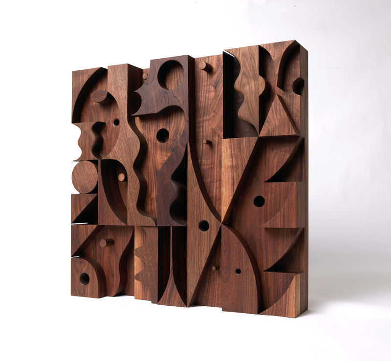 Tropoinfinitas Californian, 2022, walnut, 71 x 71 x 11.4 cm