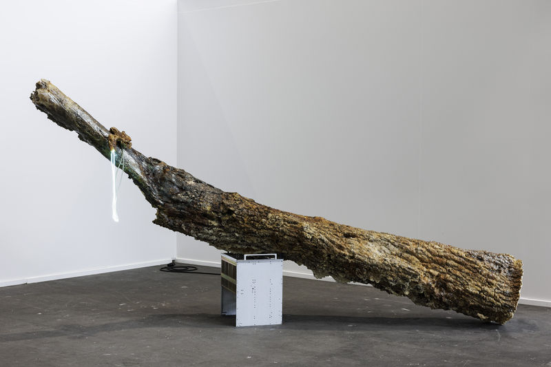 Chloé Delarue, TAFAA - DAISY CHAIN - (Unnecessary Doubt), 2025, polyurethane foam, resin, hydrochrome, neon, transformer, server rack, 370 x 175 x 50 cm (145 5/8 x 68 7/8 x 19 3/4 in.), Photo : Gina Folly