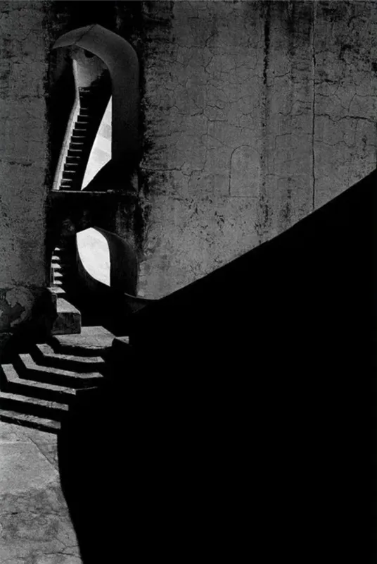 Jantar Mantar, Simon Chaput