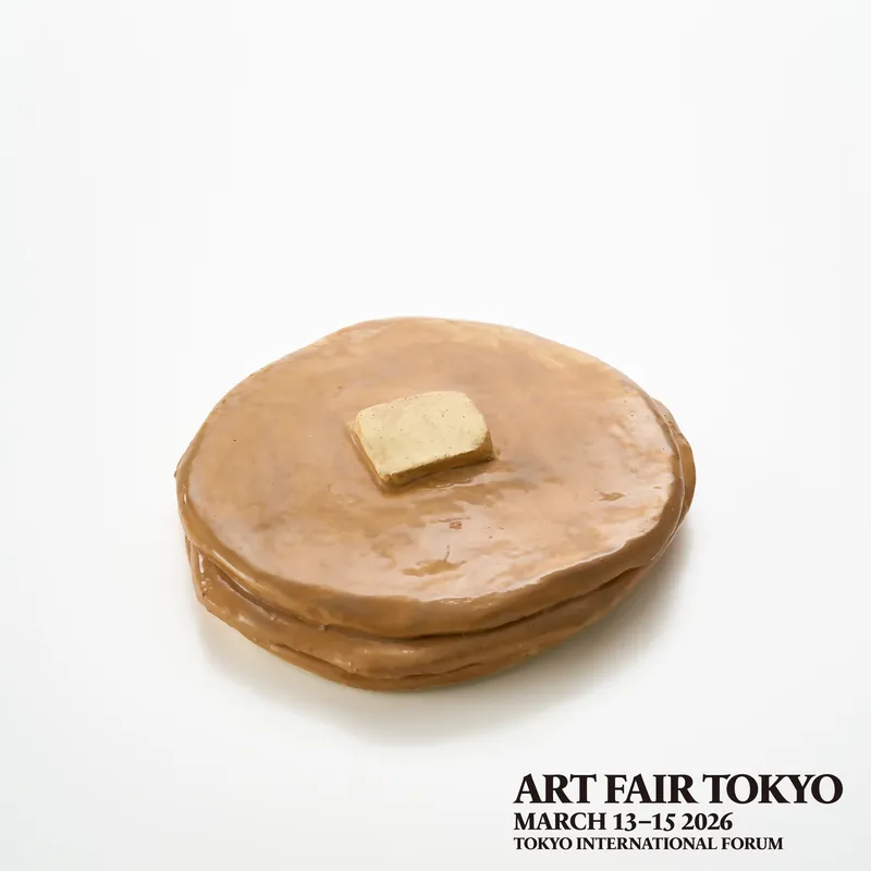 Scott Reeder, Stack of Pancakes with Butter, 2003-2004, Glazed earthenware 16 x 17 x 4 cm