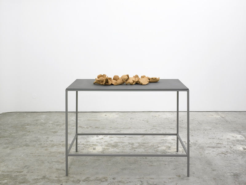 Lili Dujourie_Initialen der Stilte 1_installation 2007