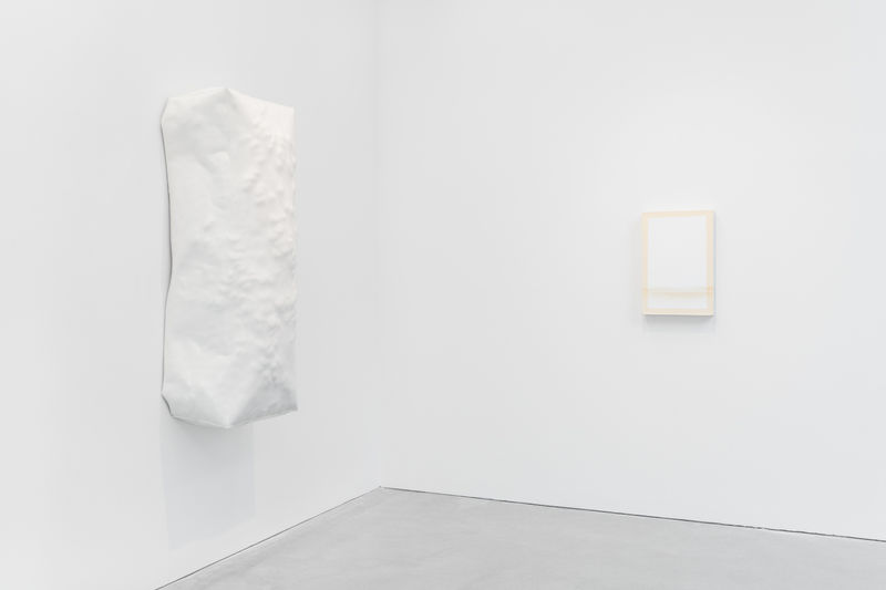 Art Brussels 2025, Angela de la Cruz