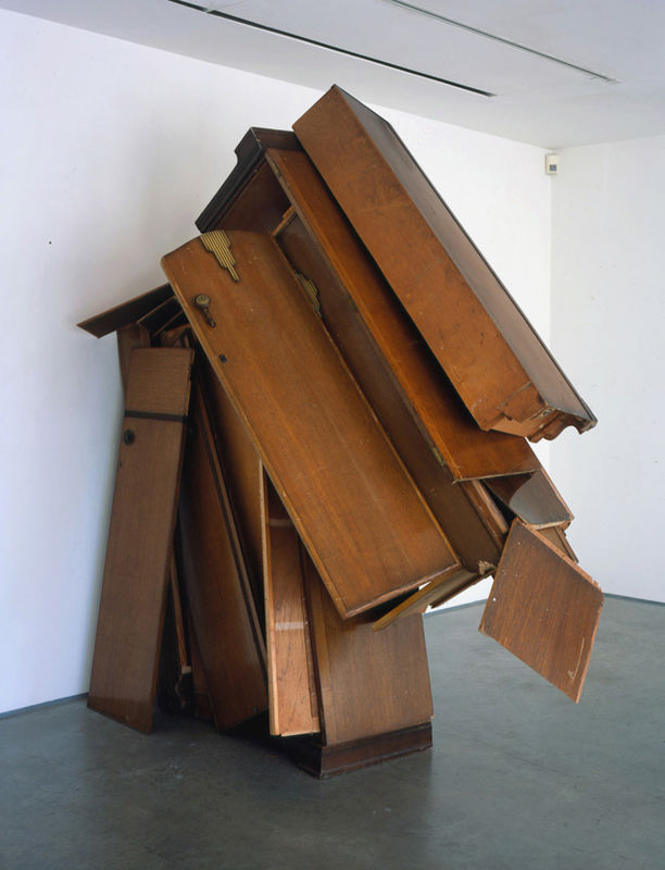 Angela de la Cruz / Kindl Centre for Contemporary Art, Berlin