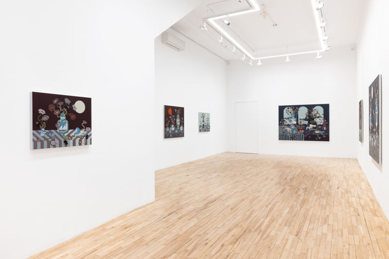 Lizzie Gill, Paraphernalia