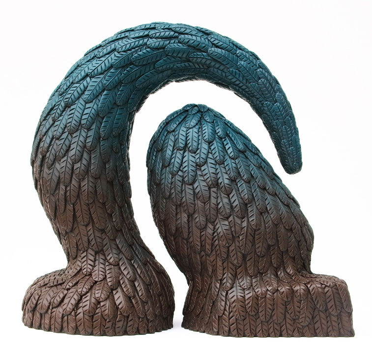 Carl D'Alvia, Huddle, 2017, resin, paint, 15 x 16 x 7 in (38.1 x 40.6 x 17.8 cm)