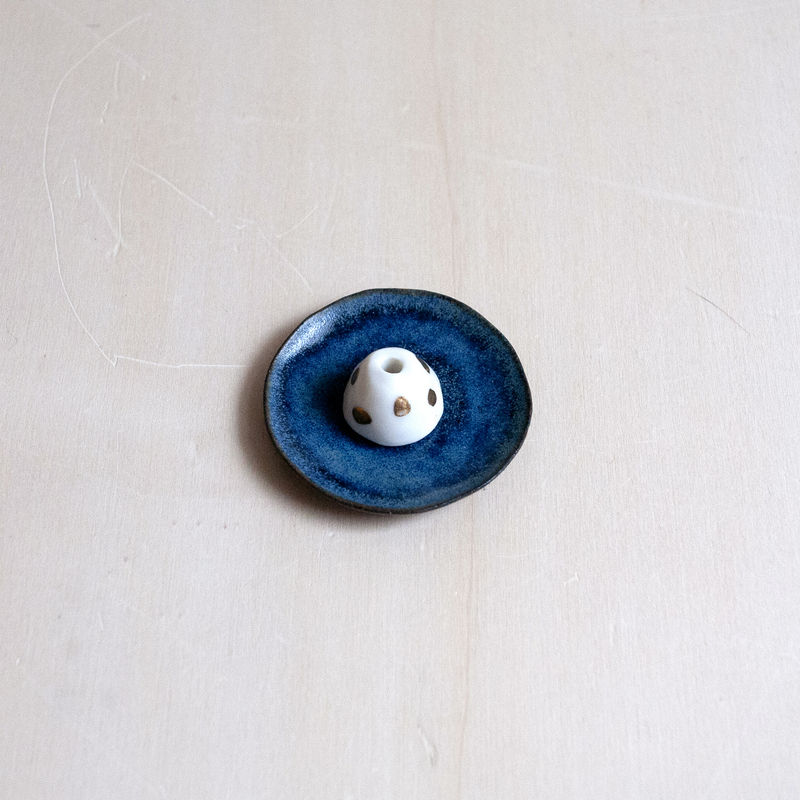 haruka matsuo - Incense stand (blue)