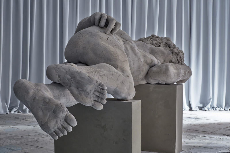 An image containing a sculpture by Adrián Villar Rojas