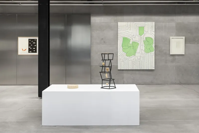 Installation view Jürgen Partenheimer, dekohärenz – nelle vene del mondo, 2026 | Photo: Dirk Tacke