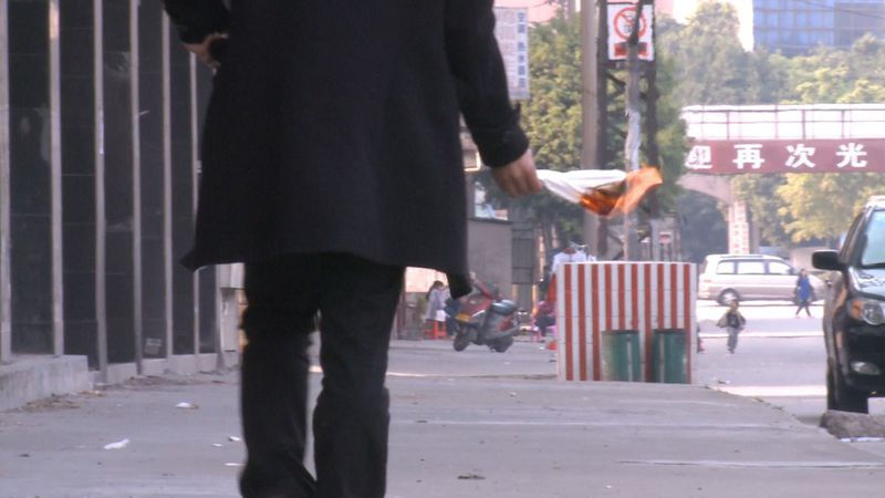 リウ・チュアン Untitled (Festival) 2011年　シングルチャンネルビデオ　　5分14秒