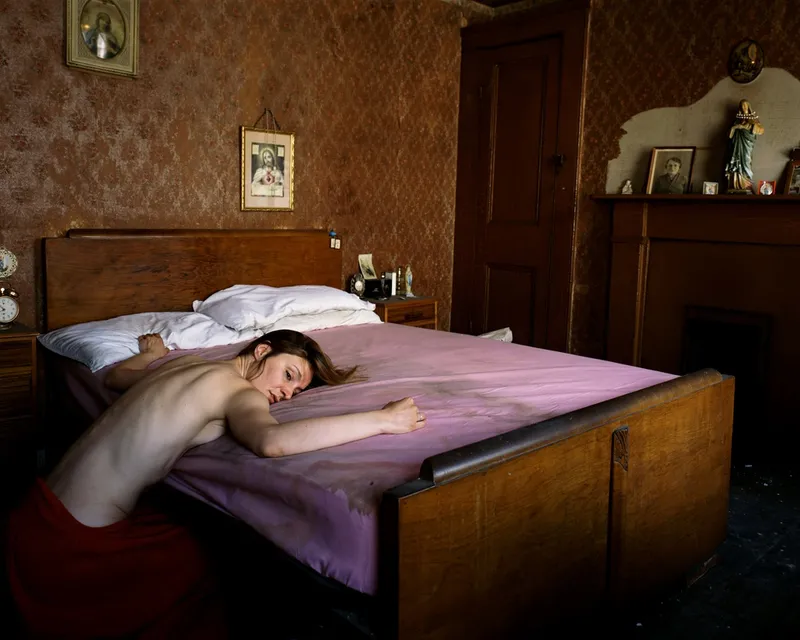 Tom Hunter From the series Unheralded Stories, The Death of Coltelli, 2009 C Print 122 x 152 cm / 48 x 60 in Edition of 5 + 2 APs 51 x 61 cm / 20 x 24 in Edition of 7 + 2 APs
