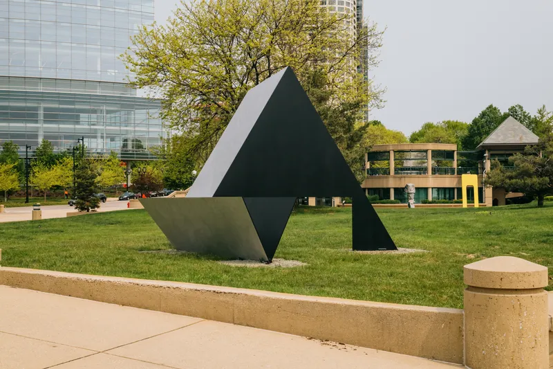 Erin Shirreff: Dusk Form