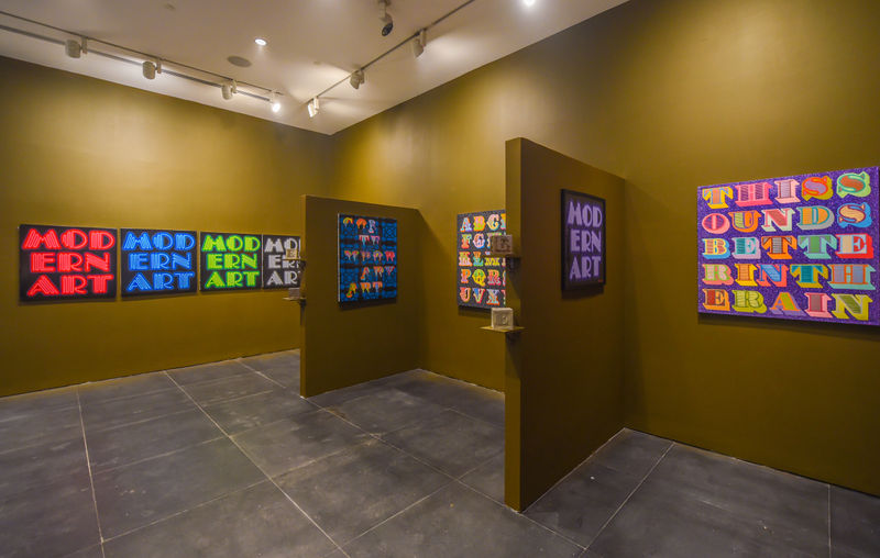 Hand In Hand, Ben Eine