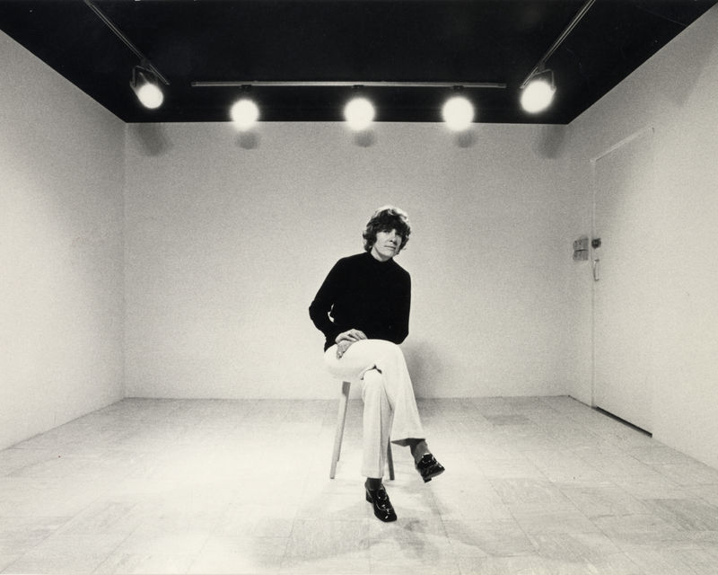 Angela Flowers 1932 - 2023