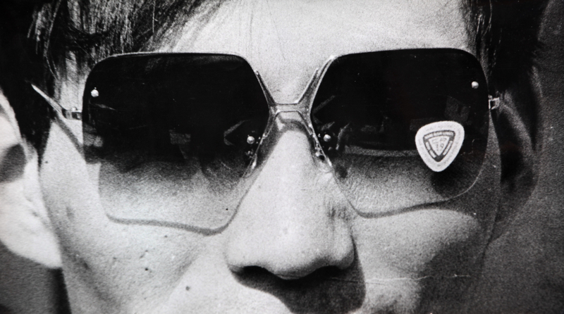 李晓斌 Li Xiaobin，标签 Tag，1976-1986，明胶卤化银 Gelatin Silver Print，49×21cm