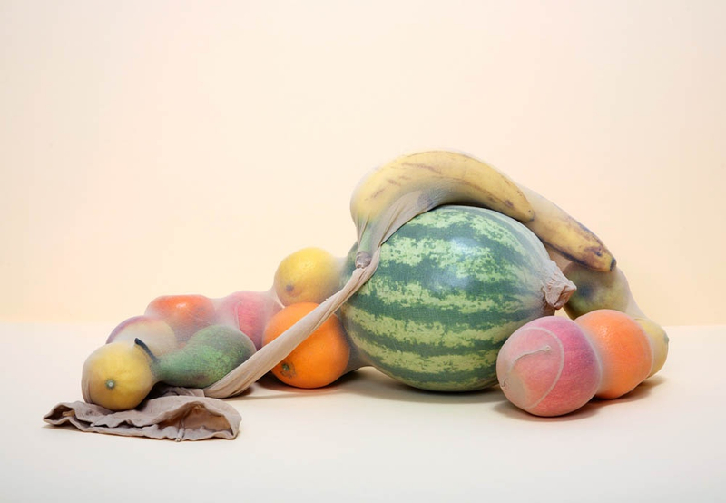 水果 Fruit, 2008 © Krista van der Niet
