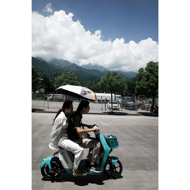 林冬，大理的太阳 Dong Lin，The Sun Of Dali