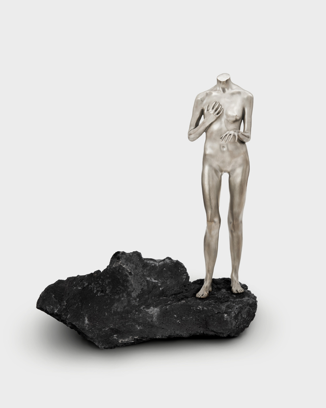 Isabelle Albuquerque and Katherina Olschbaur in 'PAGING DR. FEELGOOD'