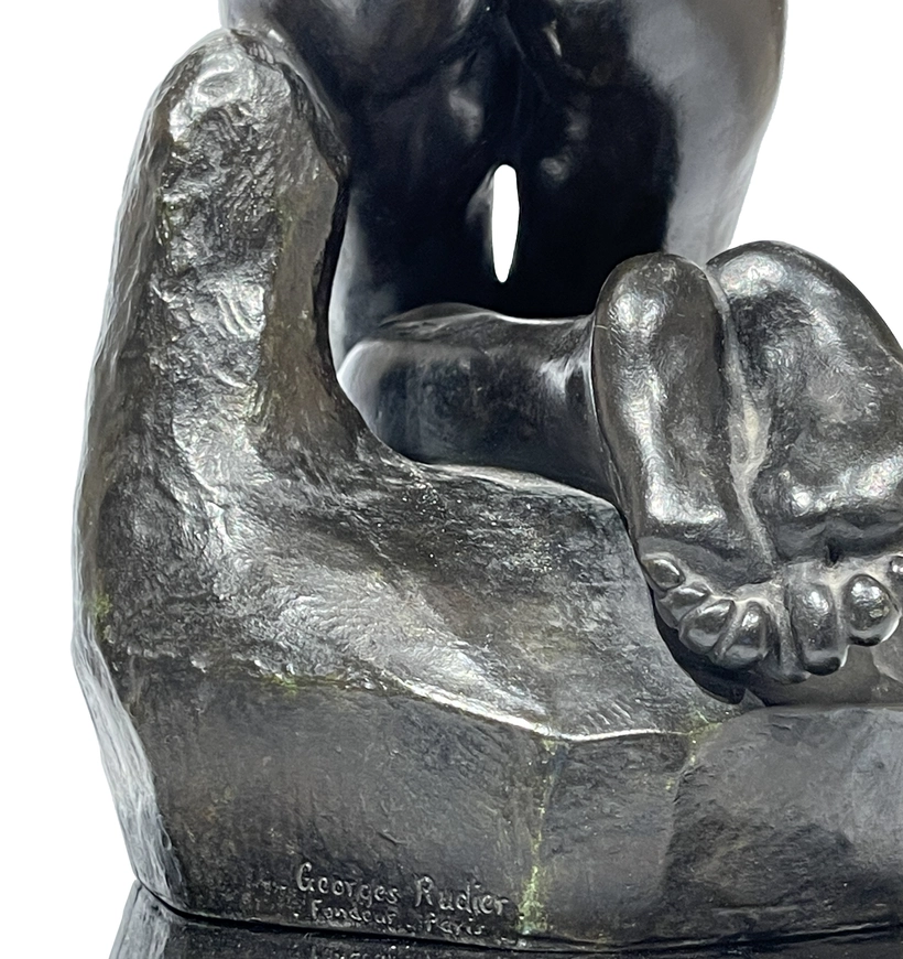 Jeune fille au serpent 