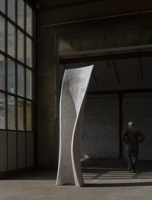 <span class="artist"><strong>Yves Dana</strong></span>, <span class="title"><em>Figure vers le ciel</em>, 2023</span>