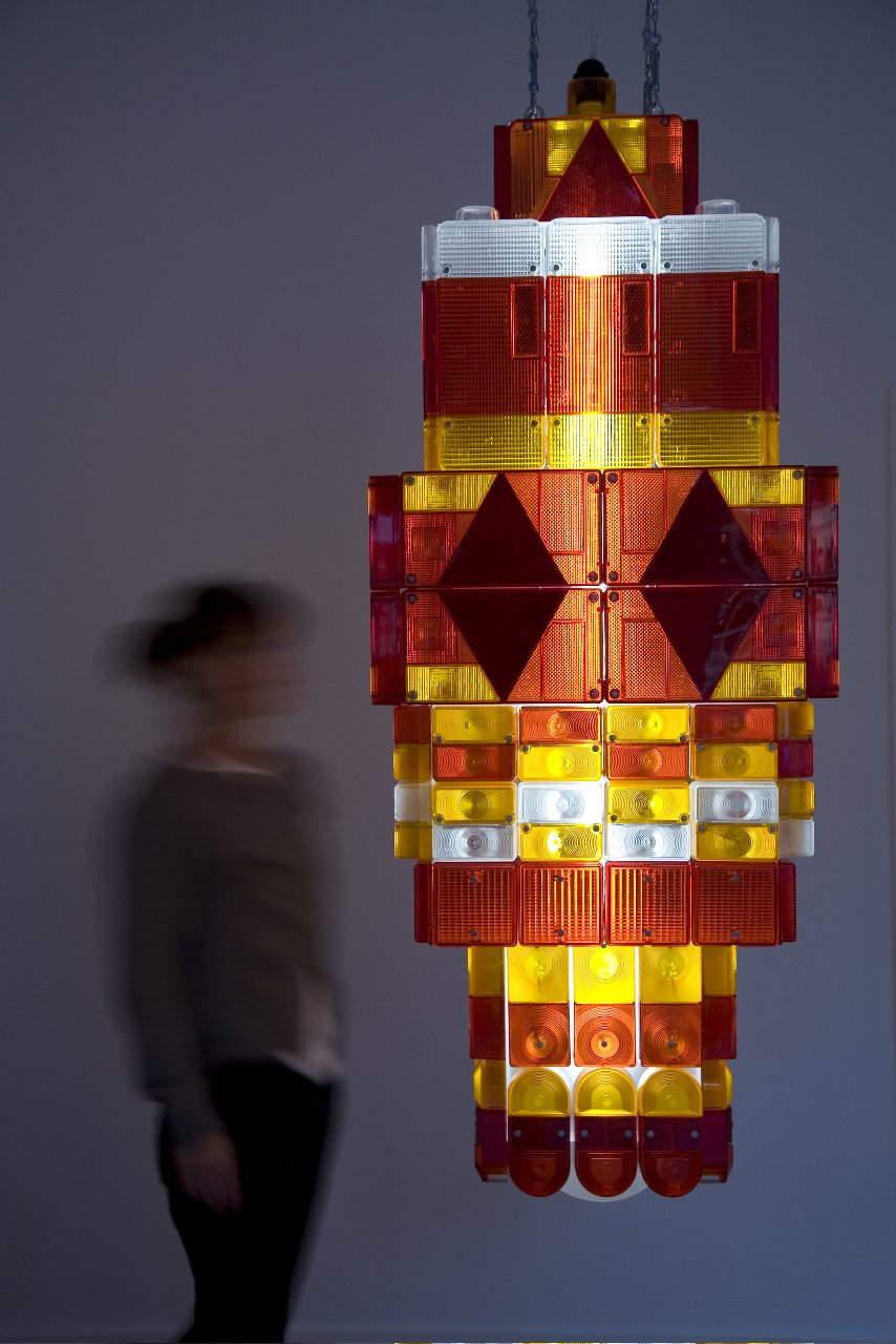 <p>Tail Light by Stuart Haygarth, 2007. Photography by Stuart Haygarth</p>