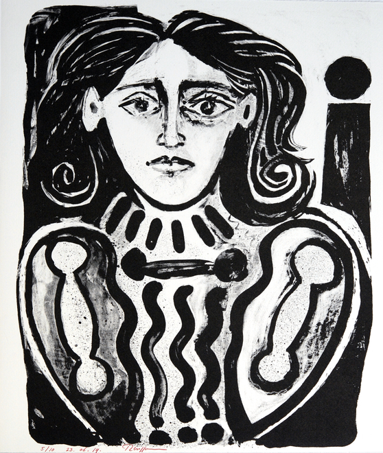 Size M | Woman in a chair I