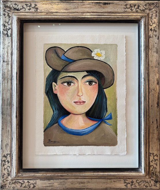 Girl in a brown hat