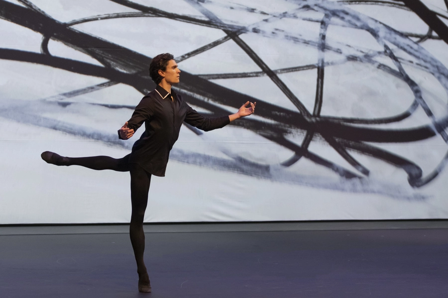 William Bracewell performing, with backdrop by Armstrong-Jones ©The Frederick Ashton Foundation photograph by Andrej Uspenski