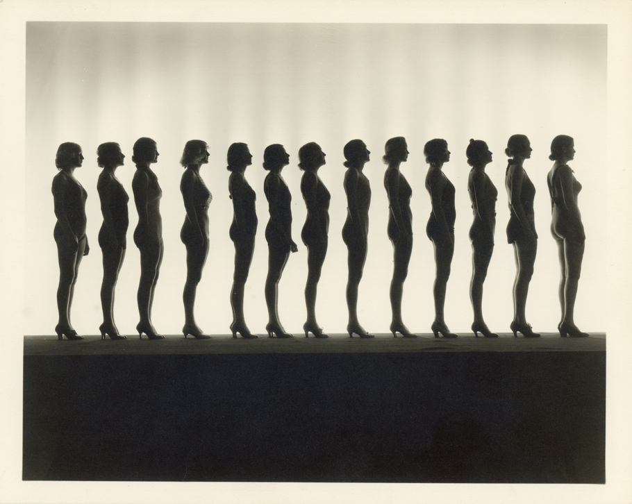 PHOTOGRAPHER UNKNOWN