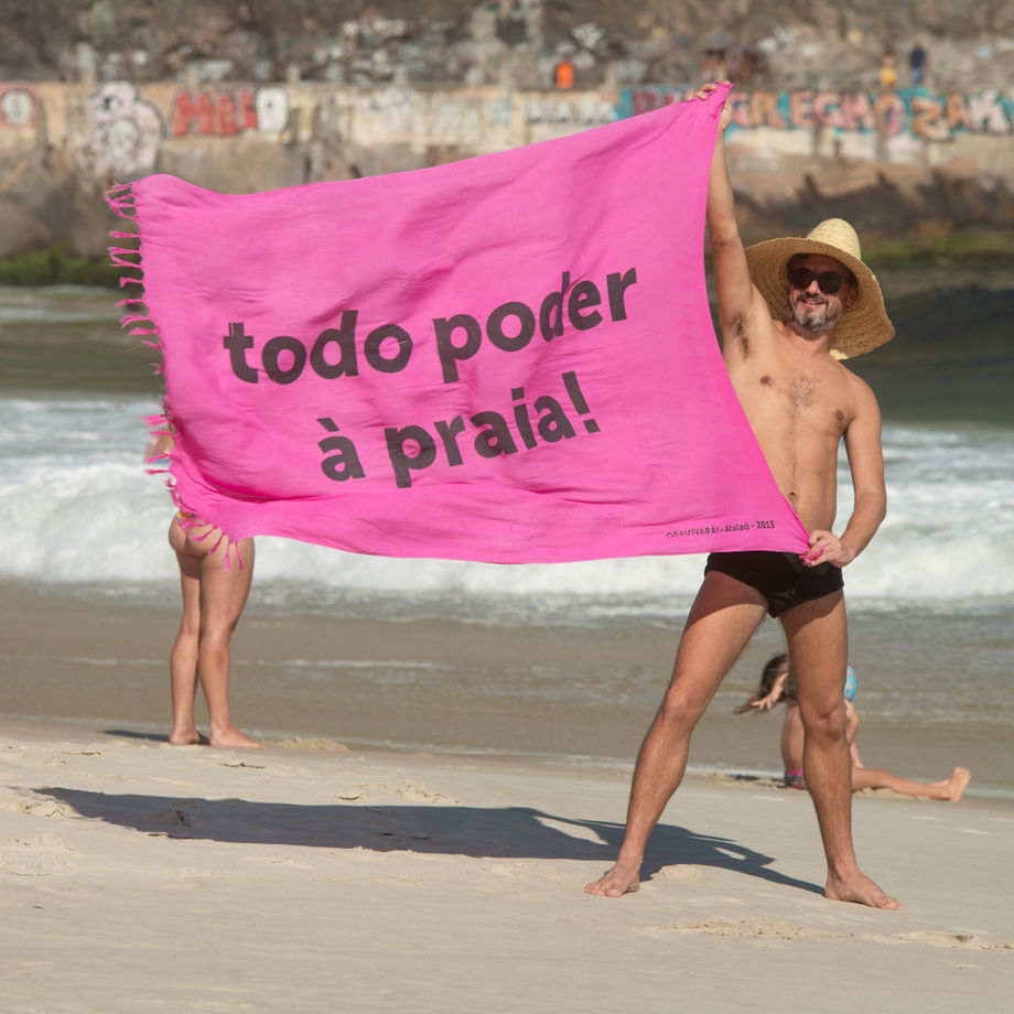 todo poder à praia!