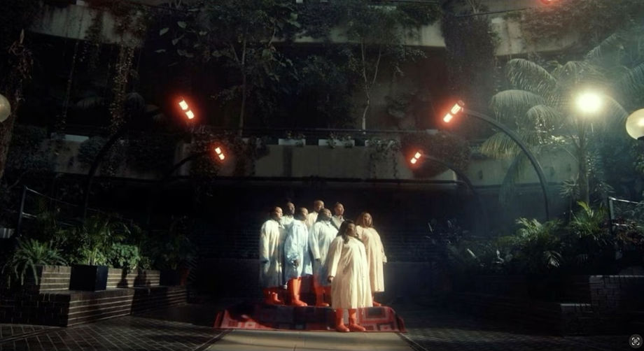 Julianknxx, Edel Assanti