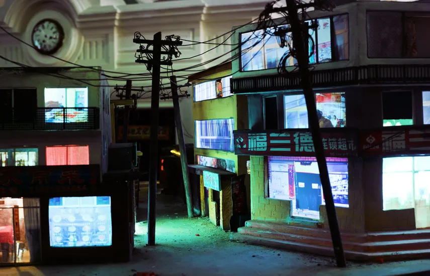 Tracey Snelling - Everything is everything : exhibition view / Aeroplastics, Rue Blanche str., 2013