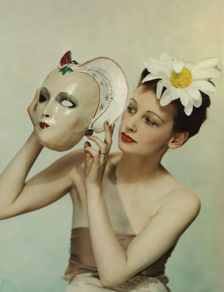 MADAME YEVONDE (BRITISH, 1893 &ndash; 1975)