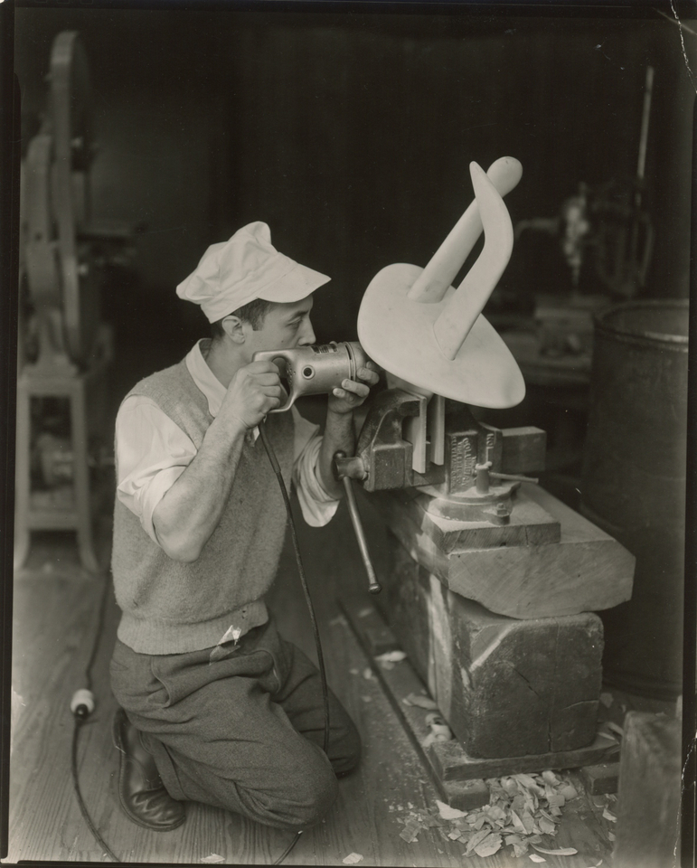 BERENICE ABBOTT (AMERICAN, 1898 &ndash; 1991)