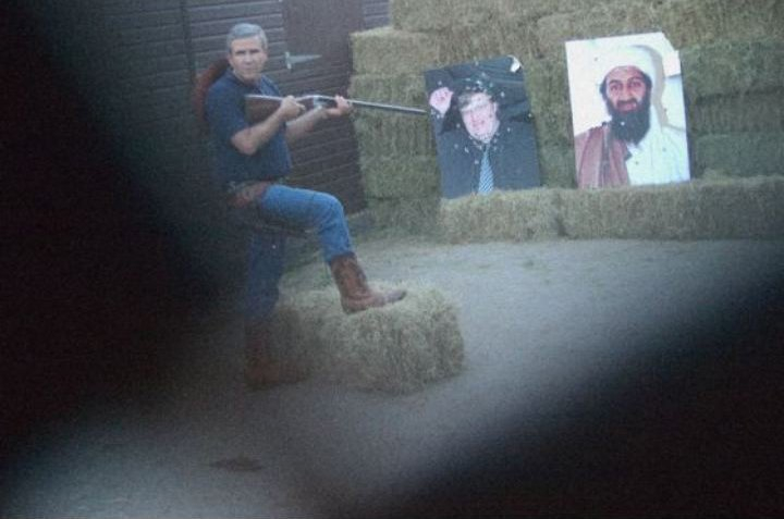 Alison Jackson, Bush target practice, 2007