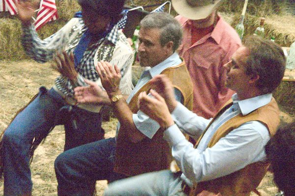 Alison Jackson, Bush and Blair line dance, 2005